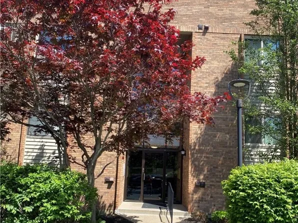 5983 Meadow Creek Dr APT 5, Milford, OH 45150