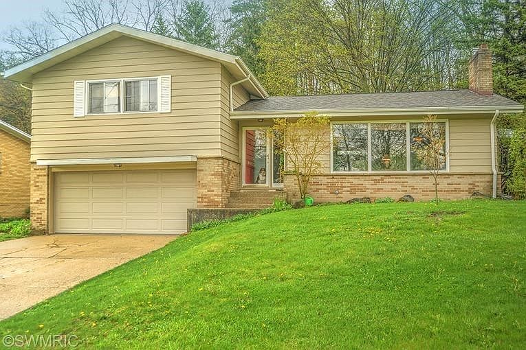 1st image of 1546 Mount Mercy Dr NW