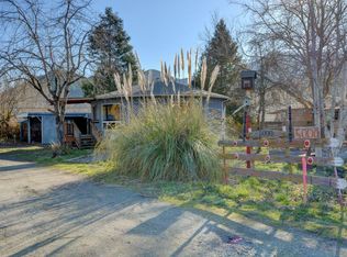 5000 Rogue River Hwy, Gold Hill, OR