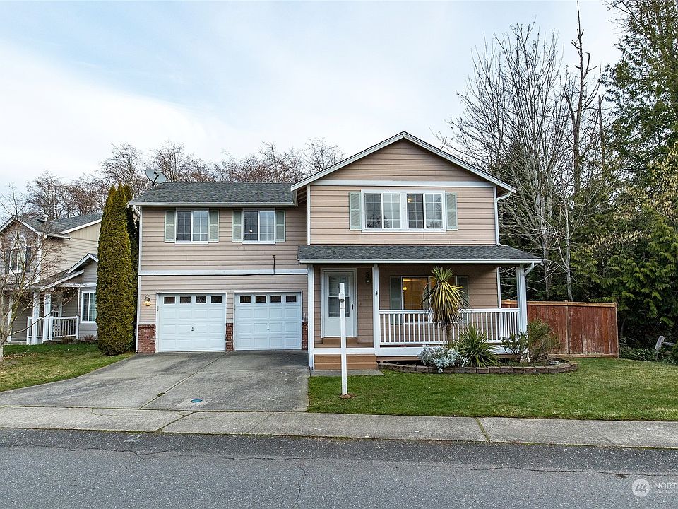1st image of 1036 NE Beaumont Ln