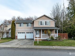1036 NE Beaumont Ln, Bremerton, WA 98311