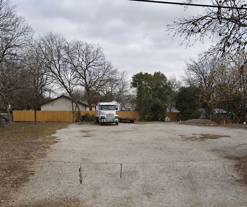 2nd image of 347 FERRIS AVE LOT 29