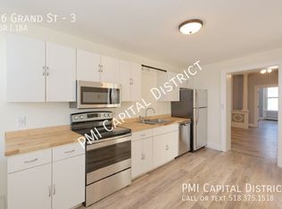 86 Grand St #3, Albany, NY 12202