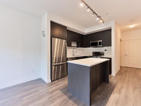 4th image of 13623 81a Ave #103