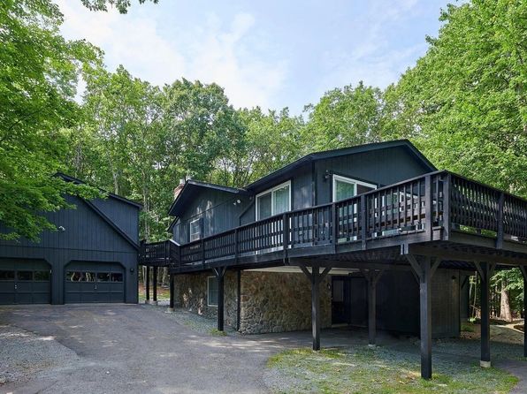 108 Sugar Bush Dr