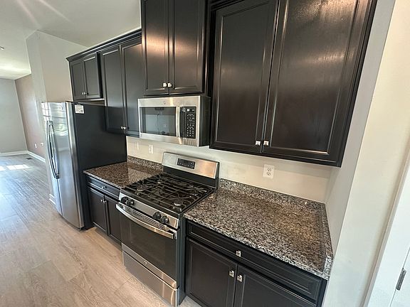 4th image of 14745 Mattawoman Dr