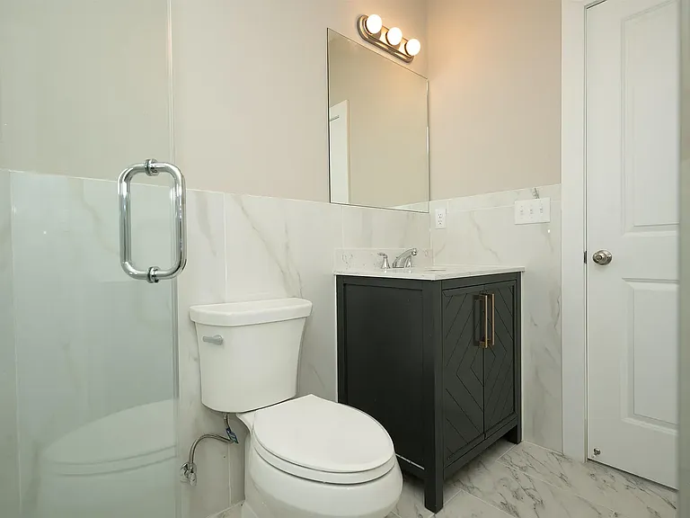 242 Beacon Ave #102 — Photo 10