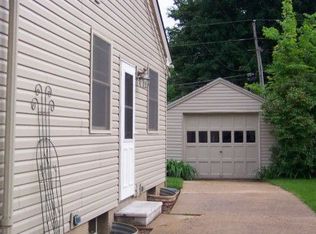 1124 Sherman Ave, Janesville, WI 53545