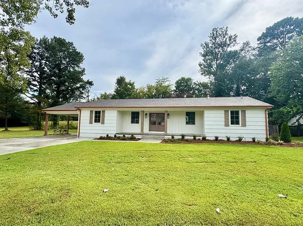 1701 Rogers Dr, Tupelo, MS 38804