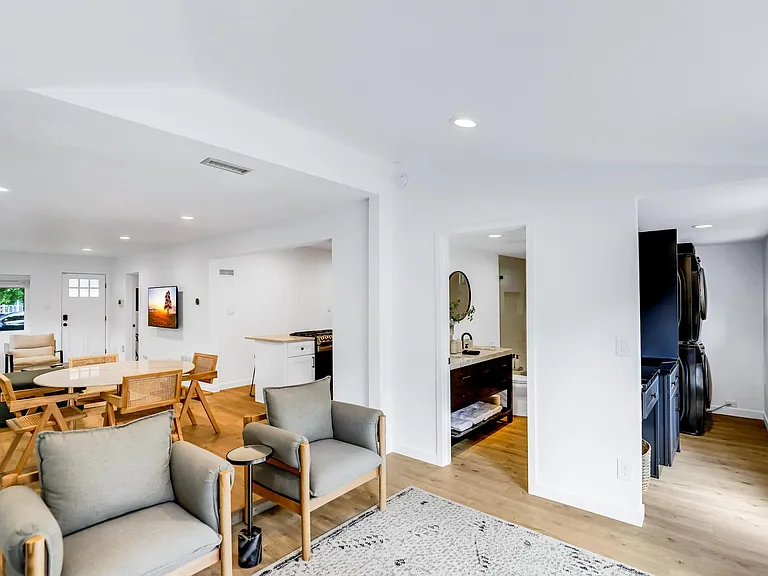 1006 N 6th St — Photo 10