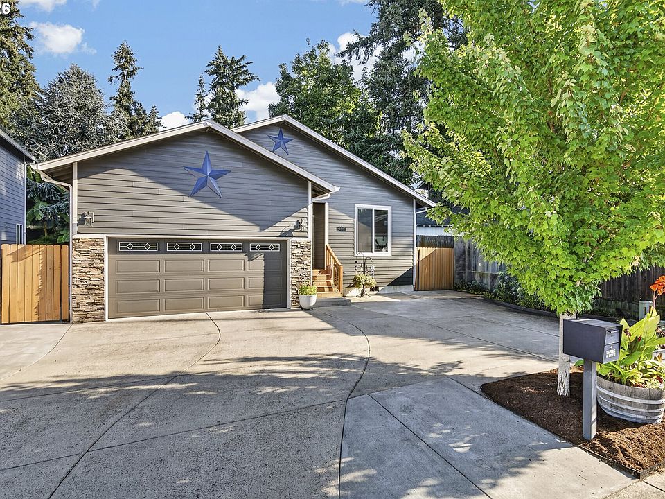 1st image of 15516 NE 39th St
