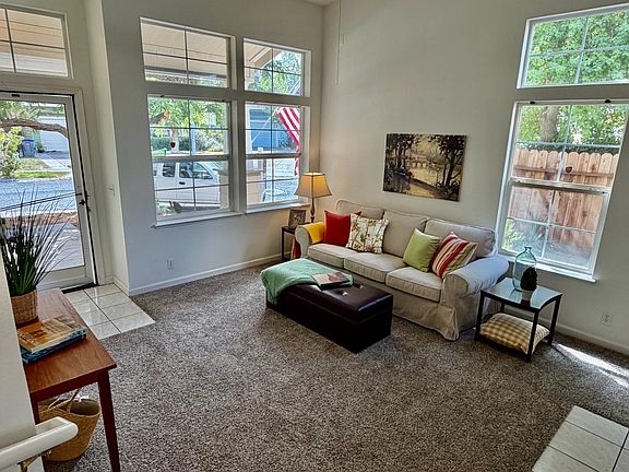 5th image of 2247 Halsey Cir