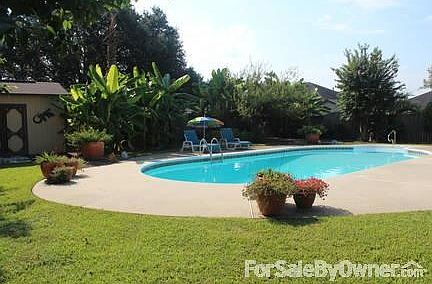 4th image of 6195 Suntan Cir