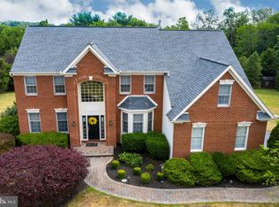 5 Barley Sheaf Ln, Schwenksville, PA 19473