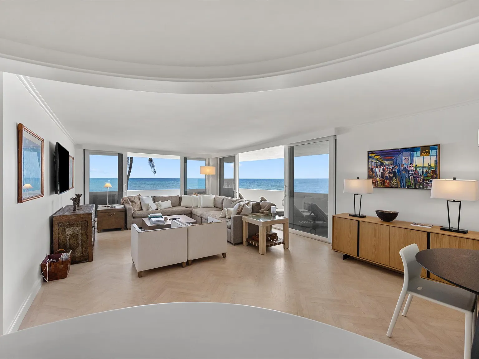 2 bed, 2.5 bath, 1646 sqft, $40,000 — Photo 4