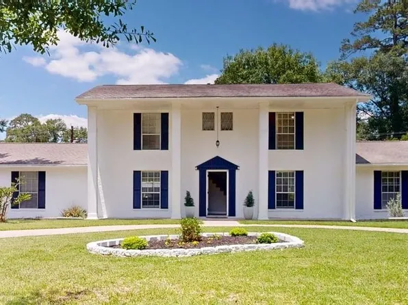 619 Cotter Dr, Spring, TX 77373