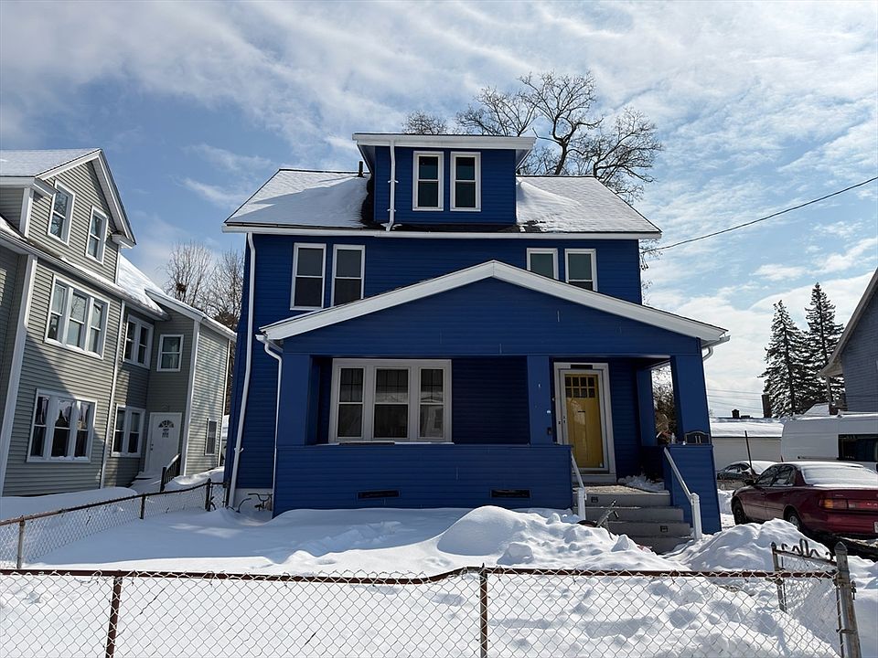 1st image of 11 Crown St