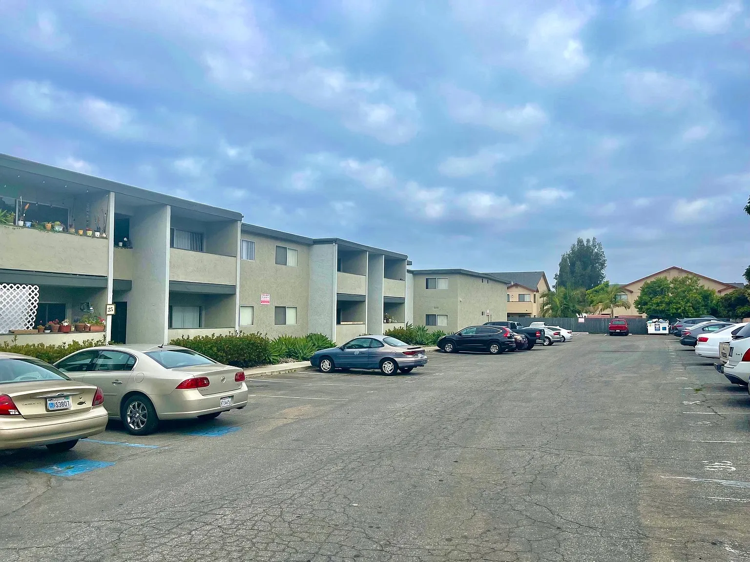 Cordova Apartments — Photo 4