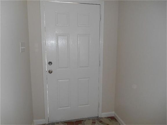 3rd image of 19510 Old Barngate Ln