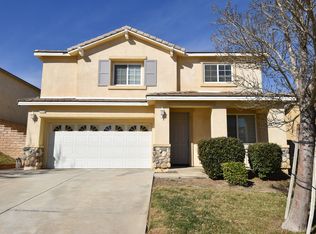37313 Liana Ln, Palmdale, CA 93551