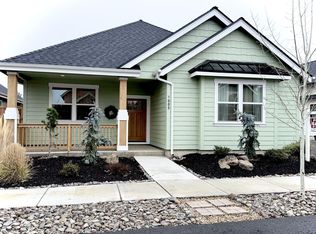 1005 E Horse Back Trl, Sisters, OR 97759