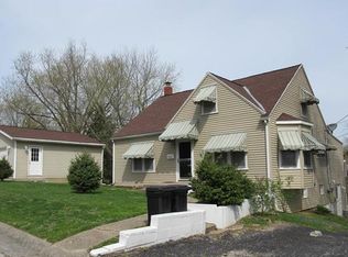 1802 Stuart St, Hannibal, MO 63401