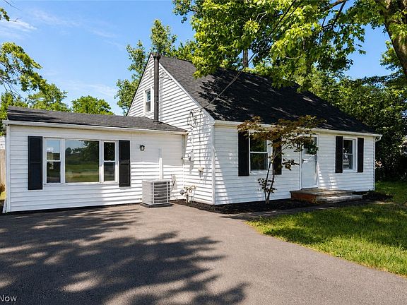 2nd image of 7325 Adkins Rd