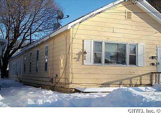 2nd image of 906 Kirkpatrick St