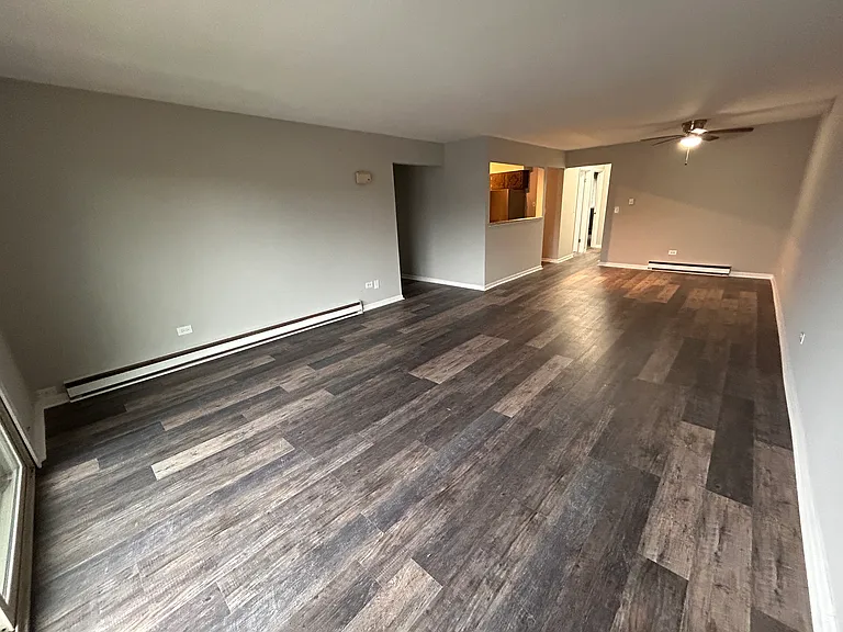 313 & 329 N Maple St — Photo 11