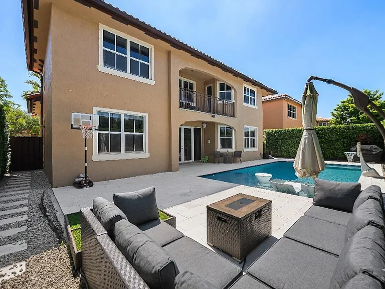 2760 SW 156th Pl — Photo 55