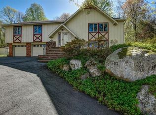 61 Warren Rd, Sparta, NJ 07871