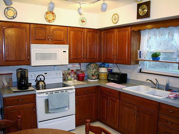 2nd image of 6849 Wil Lou Ln