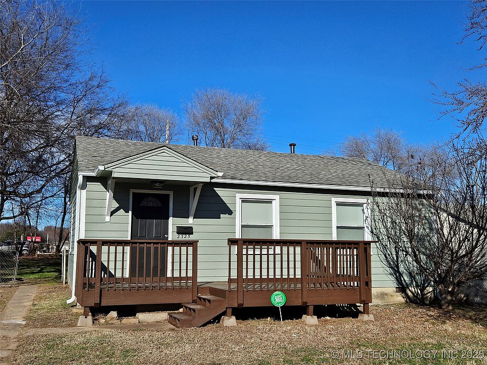 1st image of 2325 W Easton Ct