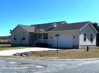 37250 Longboat Ct, Greenbackville, VA 23356