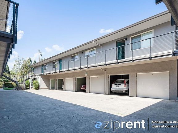 4th image of 15 Atherwood Ave #6