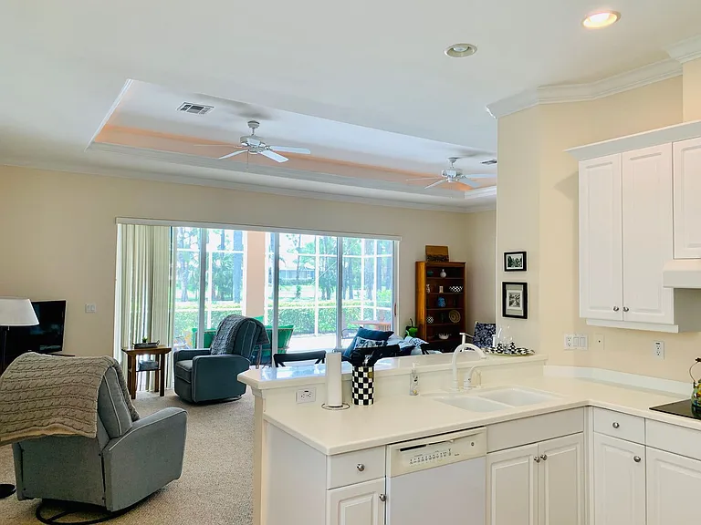 3910 Jasmine Lake Cir — Photo 7