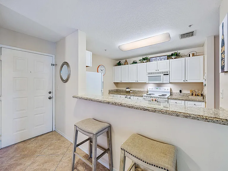 1200 Town Center Dr #225 — Photo 8