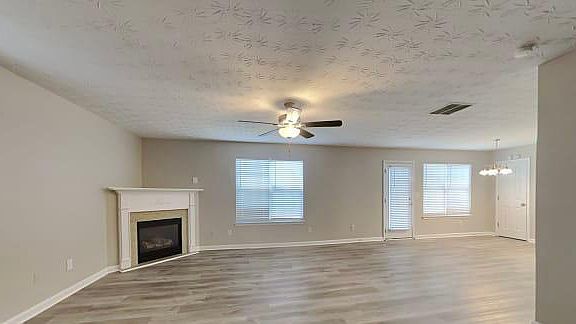 3rd image of 347 Nunnally Dr
