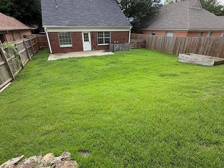 7632 Tally Ho Dr E — Photo 14