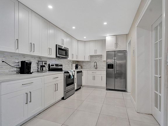 5th image of 161 NE 57th Court