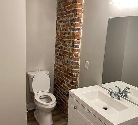 4th image of 10213 Saint Katherine Ln