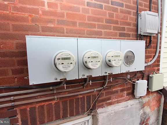 4th image of 2311 Rhawn St