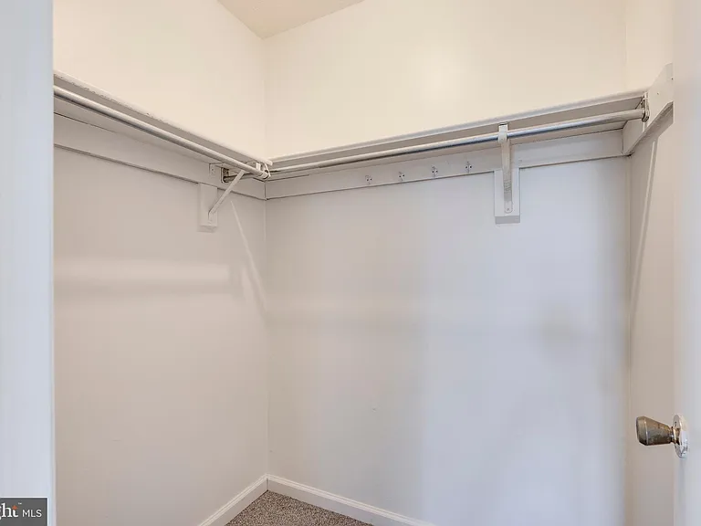 1015 Copperfield Ct — Photo 21