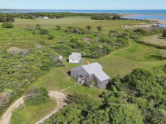 3rd image of 36-38 Black Point Rd