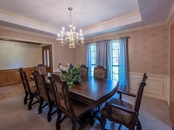 4th image of 1192 E Oval Dr