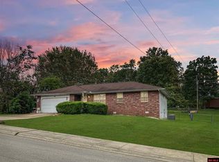 2116 Gregg Rd, Mountain Home, AR 72653