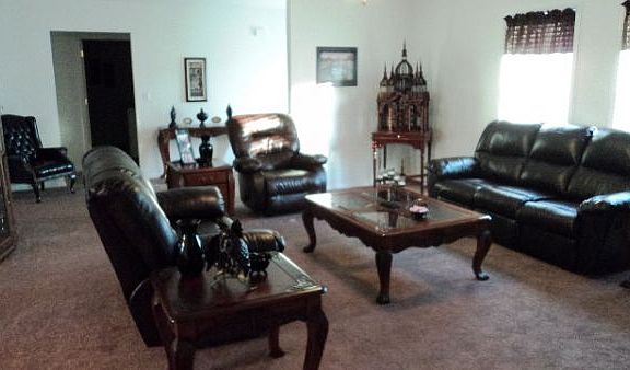 3rd image of 15273 Edgewood Dr