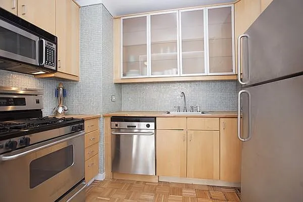 Sold by Domus Realty | media 5