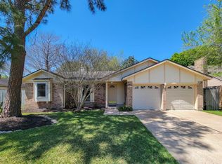 507 Oak Harbor Dr, Houston, TX 77062