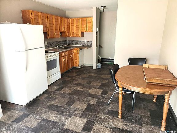 3rd image of 901 King STREET